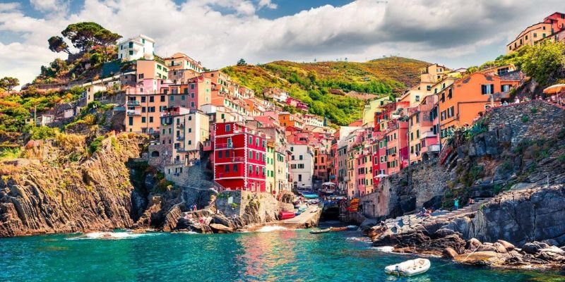 Hong Kong Express Genoa Office in Italy