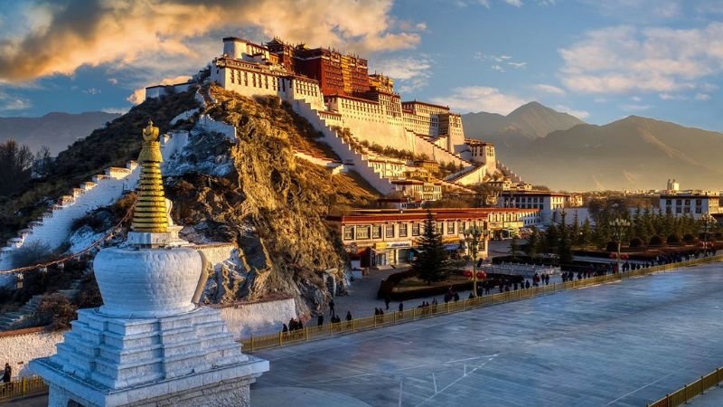 Air China Lhasa Office in China