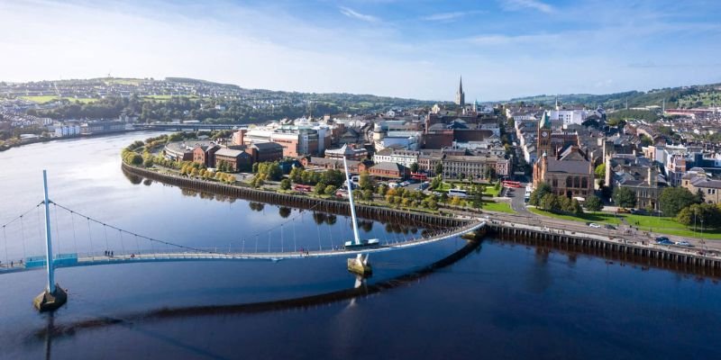 Hawaiian Airlines Londonderry County Borough Office In United Kingdom