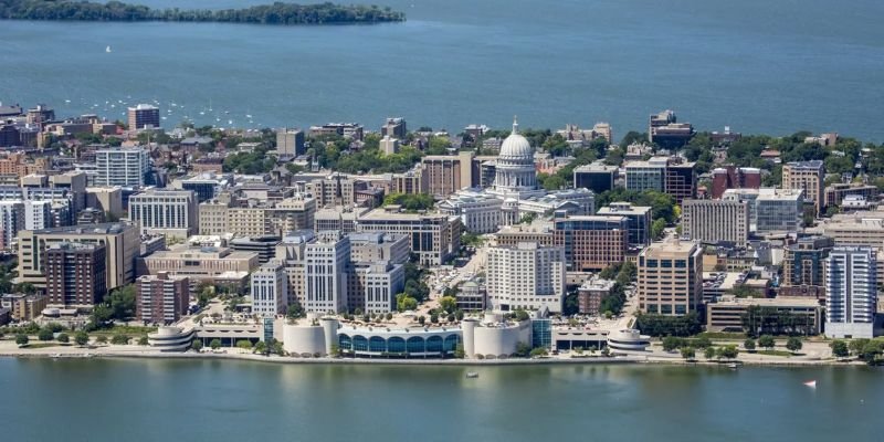 Hawaiian Airlines Madison Office in Wisconsin