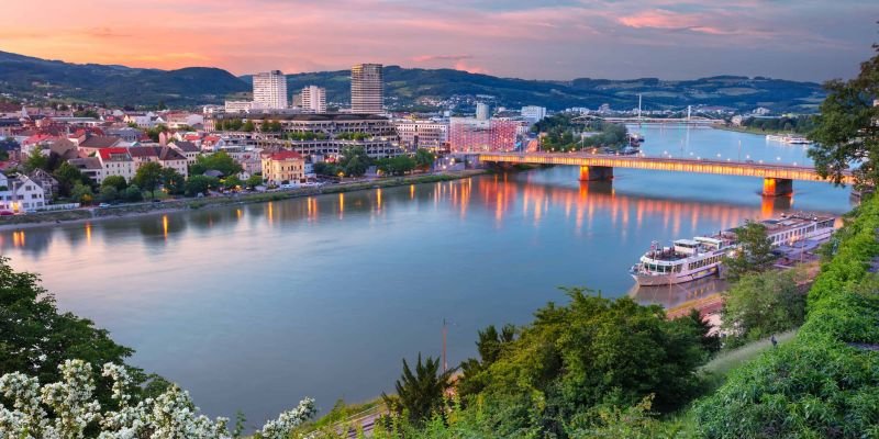 Hawaiian Airlines Swindon Office in England